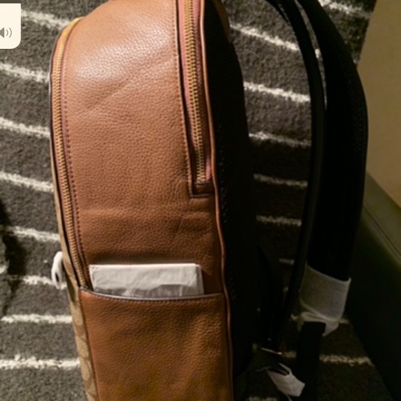 Coach, Coach signature C Design.NWT. Medium size - Picture 10 of 13